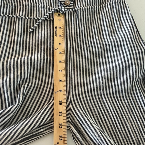 Ellor Jumpsuit Romper Pant White Black Stripe  Side Buttons Drawstring Sz XS - Picture 15 of 16